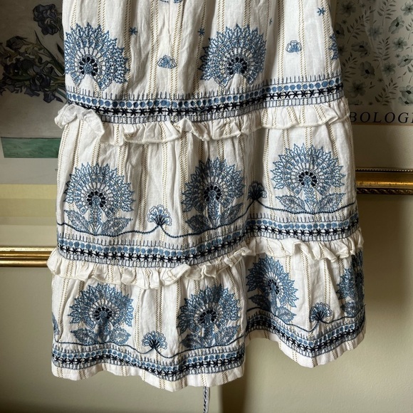 Roller Rabbit Indriya Embroidered Mini Dress Medium - Picture 4 of 11